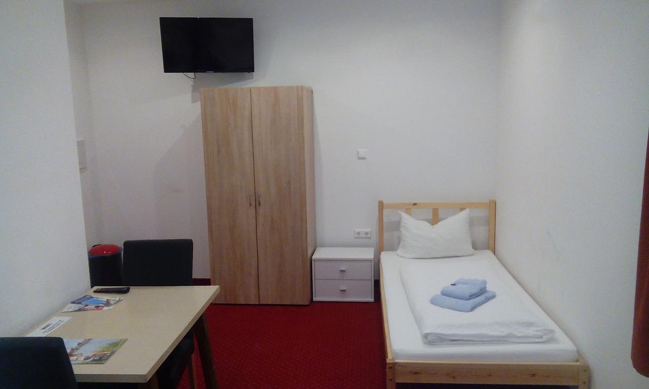 Gasthof Zum Nibelungenbauer Pochlarn Bagian luar foto